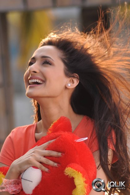 Mirchi Lanti Kurradu